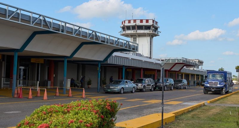 US man hijacks small plane in Belize, stabs 3 people before he's shot dead