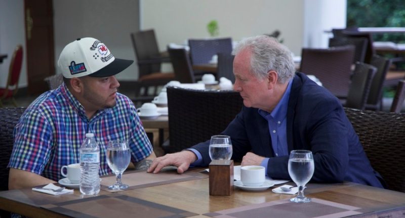 Van Hollen meets with Abrego Garcia in El Salvador