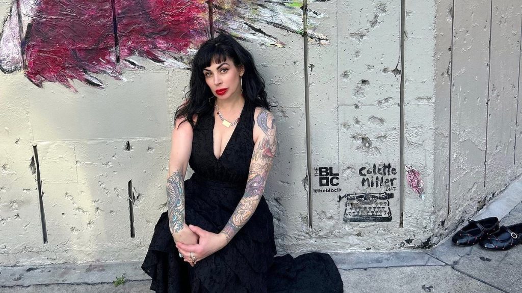 Weezer rocker's wife befriended serial killer before bizarre arrest