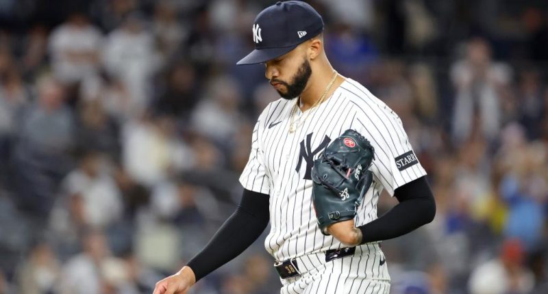 Yankees must pull the plug on flailing Devin Williams now