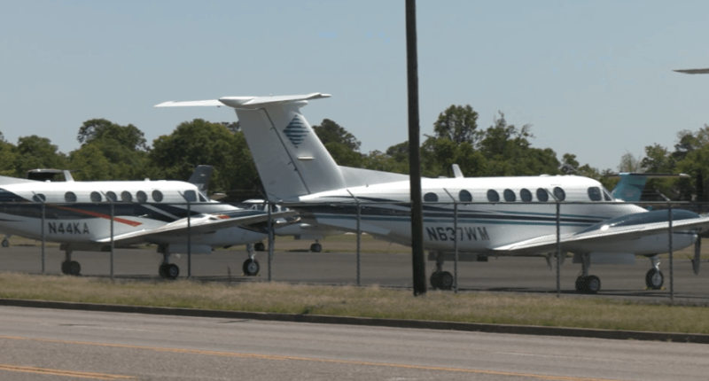 Annual tradition of watching private planes take off at Daniel Field Airport continues