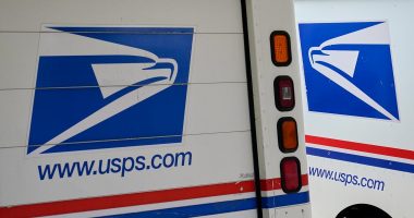 Are banks, post offices, UPS and FedEx open on Easter, Good Friday?