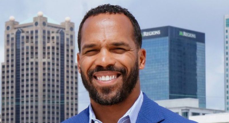 Birmingham's Aubrey Bennett named finalist for Alabama Teacher of the Year