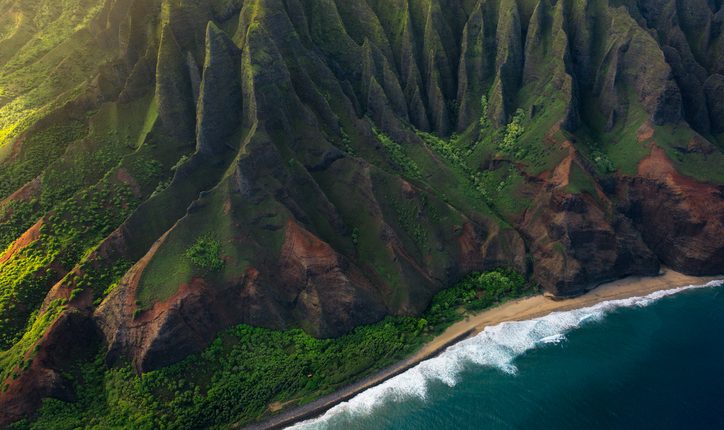 California culinary star dies after hiking in Hawaii