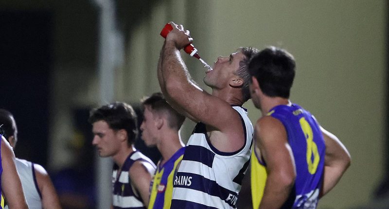 Can you spot the hilarious detail as footy great Tom Hawkins returns to the field for the team he played for as a kid?
