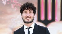 DWTS’ Val Chmerkovskiy Reveals He Passed a Kidney Stone While on a Plane