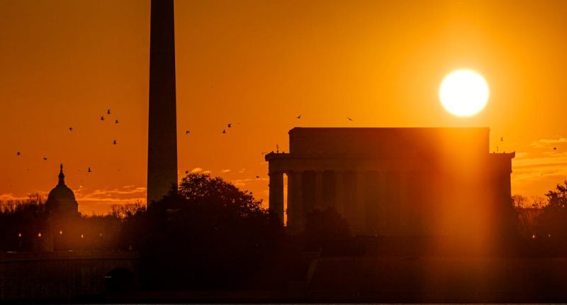 Daylight saving time debate: Trump weighs in again, urges congress to act