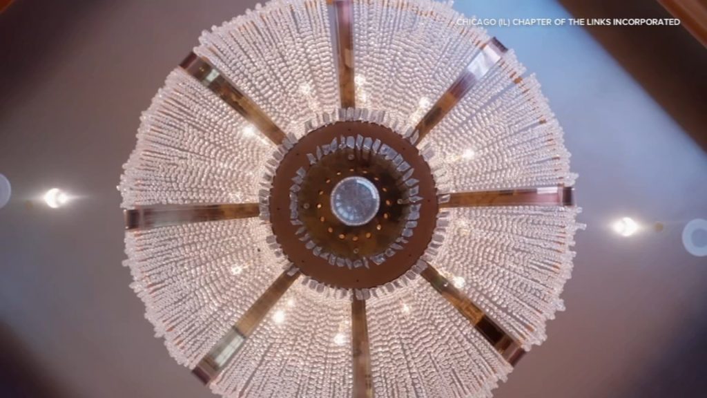 Debutantes to be honored at 62nd annual Chicago Links cotillion at Marriott Magnificent Mile