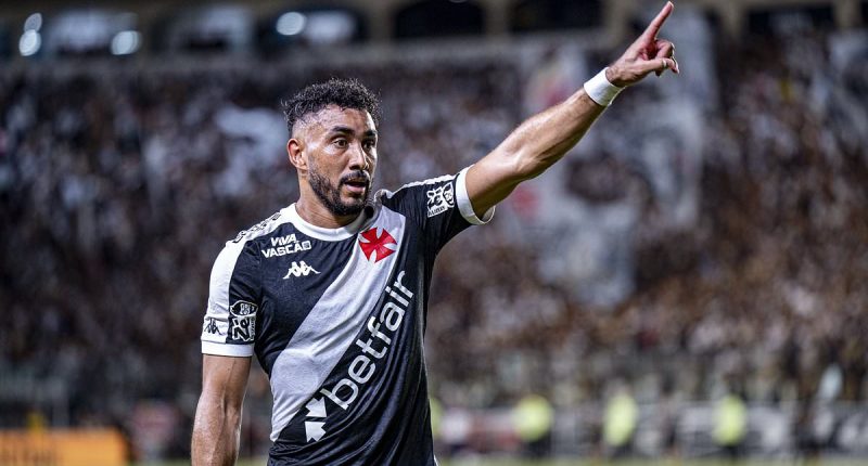 Dmitri Payet insists relationship with former mistress was 'consensual' in new testimony after ex-girlfriend accused ex-West Ham star of 'forcing her to film bizarre sex acts' and 'drink her own urine'