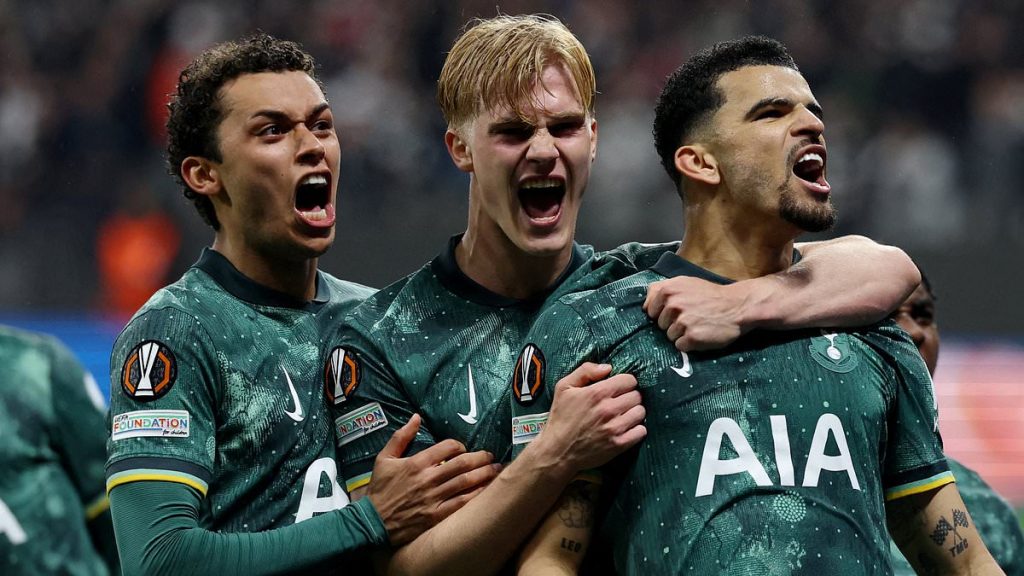 Eintracht Frankfurt 0-1 Tottenham (agg 1-2): VAR to the rescue as Dominic Solanke penalty edges Spurs into Europa League semi-finals