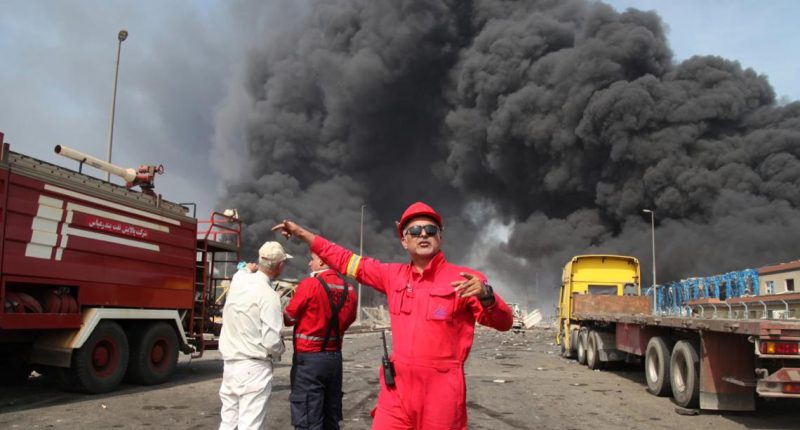 Explosion in Iran port leaves 4 dead, over 500 injured