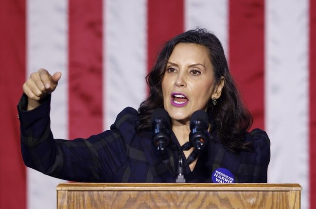 Gretchen Whitmer's Very Embarrassing White House Picture Goes Viral