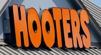 Hooters files for bankruptcy, will shift to franchise model