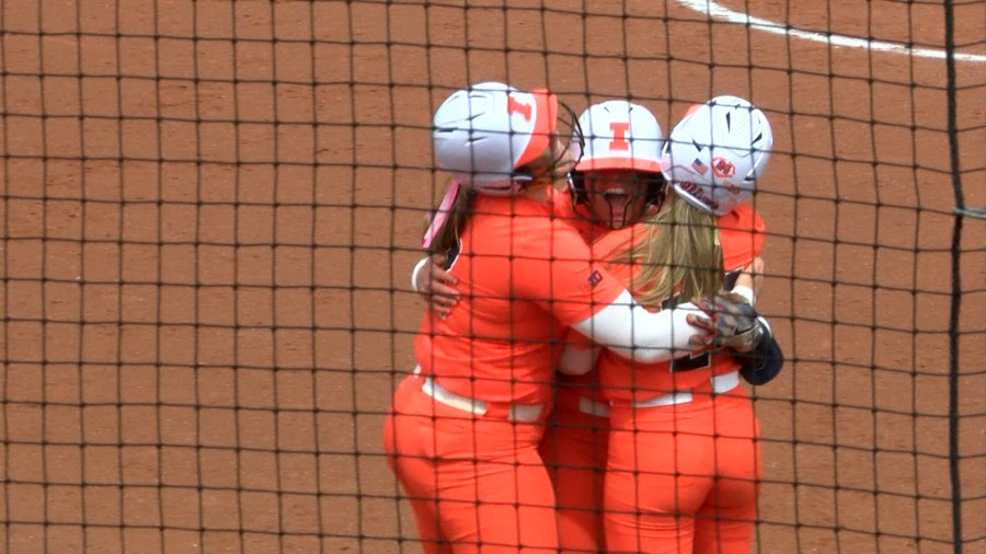 Illini baseball, softball win Sunday series finales