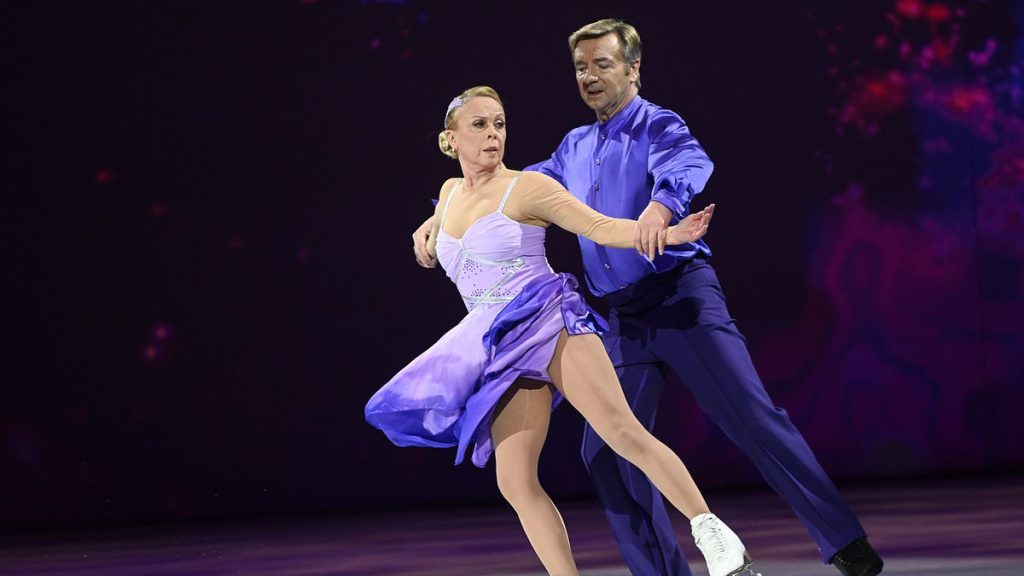 Jayne Torvill & Christopher Dean kick off farewell tour