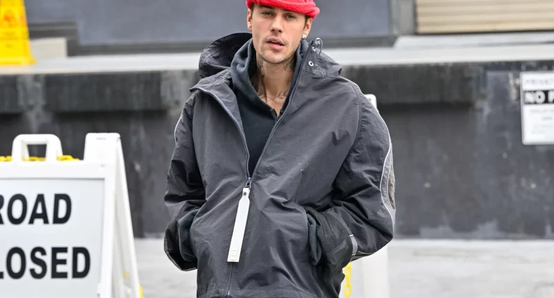 Justin Bieber Shows 'Tension' at Coachella When Hailey Bieber Met Tyla, Body Language Expert Says