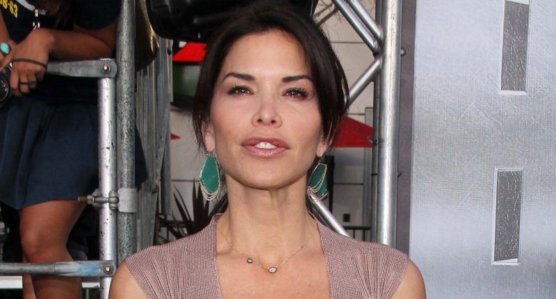 Lauren Sanchez Puts Her Muscular Legs On Full Display (Look Away, Mark Zuckerberg!)