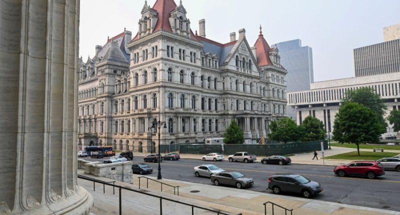 Lobbying hits record in New York state politics