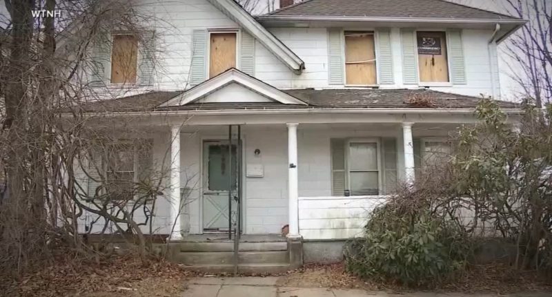 Man who says he was held captive in Connecticut home for 20 years makes his 1st public comments: 'I am a survivor'