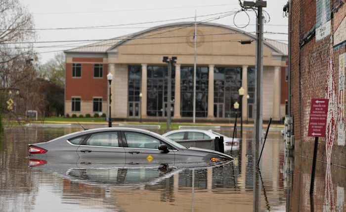 More torrential rain and flash flooding expected in heavily waterlogged South and Midwest
