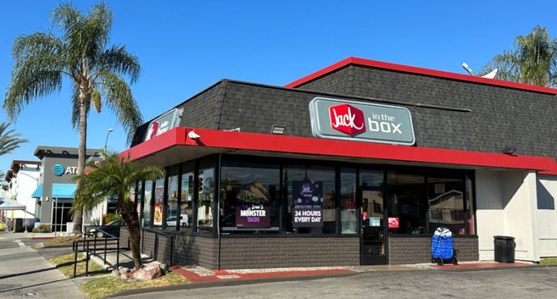 Nationwide burger chain to close more than 100 stores