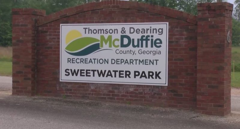 Nearly 400 Thomson parents sign petition wanting improvements at long-standing park