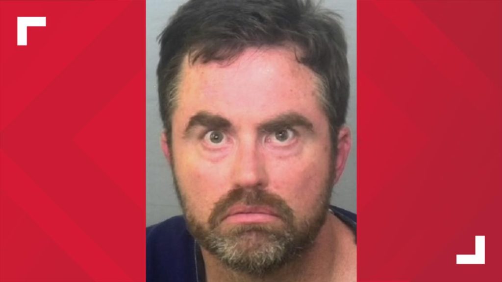 New College staff member arrested for Sarasota mall indecent exposure crimes