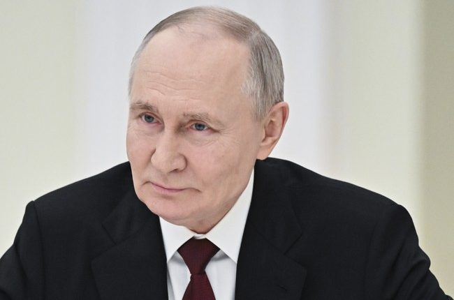 New: Vladimir Putin Announces Easter Ceasefire - But Does He Mean It?