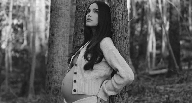Olivia Culpo bares bump as she awaits baby with Christian McCaffrey