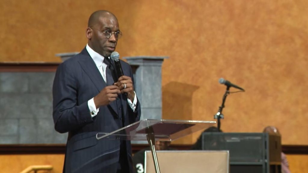 Pastor Jamal Bryant leads 'Target Fast' town hall