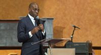 Pastor Jamal Bryant leads 'Target Fast' town hall