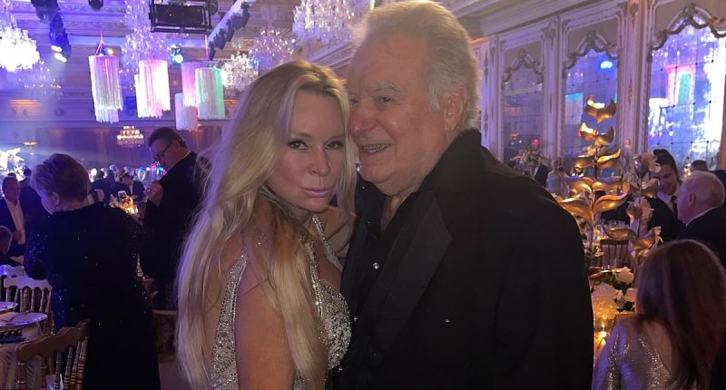 Queen of Versailles star breaks silence over David Alan Siegel's death
