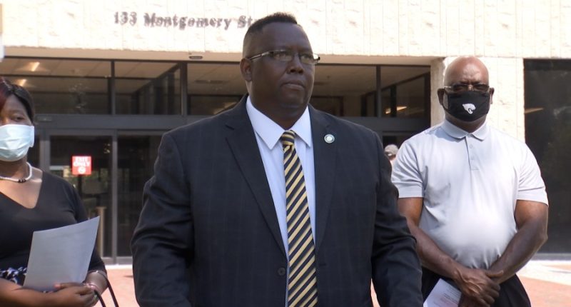 Rep. Gilliard Celebrates Final Passage of the Original 33 Memorial Act