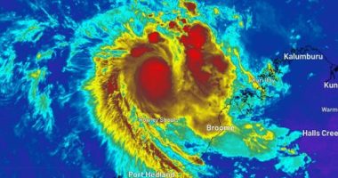 Cyclone Errol is forecast to make landfall on Good Friday.
