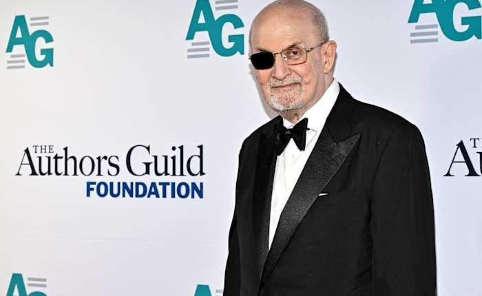 Robert Caro, Salman Rushdie and Sandra Cisneros honored by Authors Guild