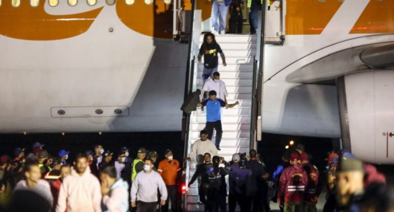 Suspected Tren de Aragua, MS-13 members sent to El Salvador