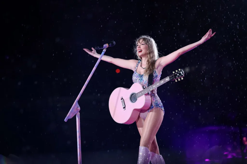Taylor Swift Fans Recommend Songs for People Who Think She Just ‘Can't Sing'