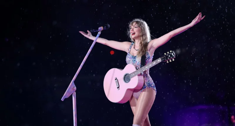 Taylor Swift Fans Recommend Songs for People Who Think She Just ‘Can't Sing'