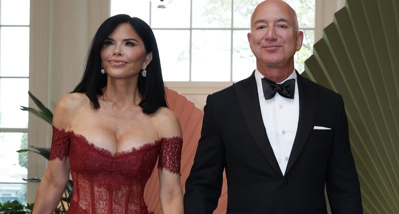 The Scandalous Rumor About Lauren Sanchez & Bill Clinton That Won't Go Away