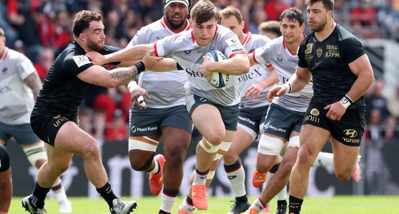 Toulon 72-42 Saracens: English youngsters go down fighting