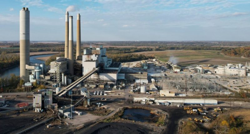 Trump administration pushes for coal mining comeback