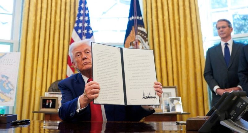 Trump orders probe into 'Anonymous' New York Times editorial writer