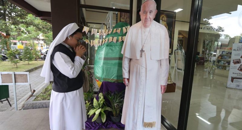 World mourns Pope Francis' passing at age 88