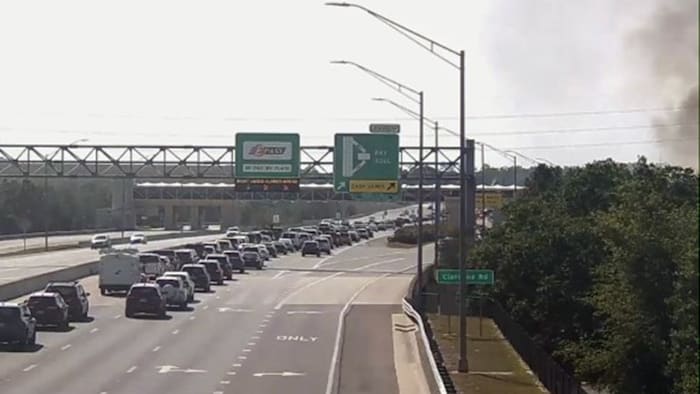 ‘Expect road closures:’ Crews battle brush fire near Apopka Expressway in Orange County