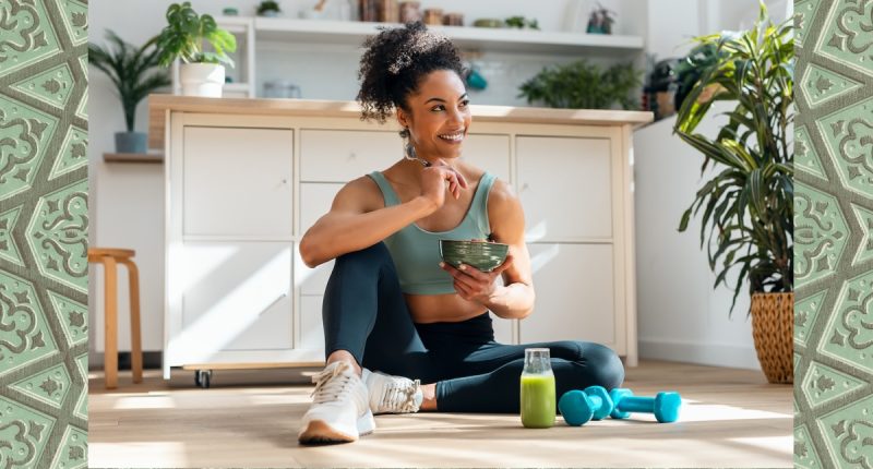 10 Superfood Snacks That Help You Stay Full All Day