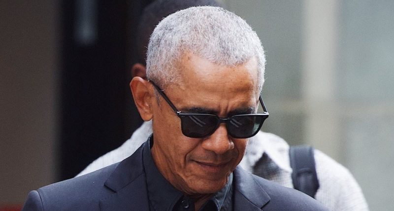 Barack Obama surprisingly imitates wife Michelle's latest quirk