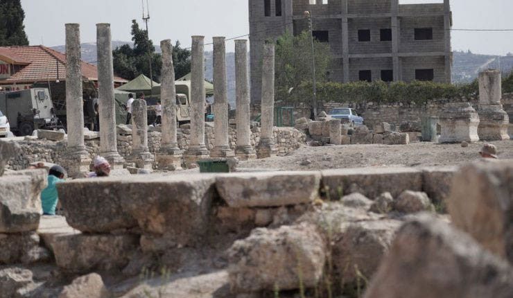 Battle for biblical archaeology intensifies as Israeli researchers face academic boycott