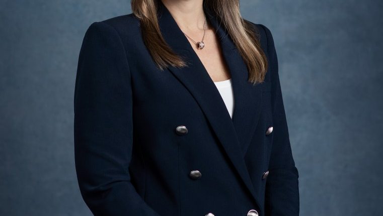 Portrait of Wendy McMahon, President and Co-Head of CBS News and Stations.