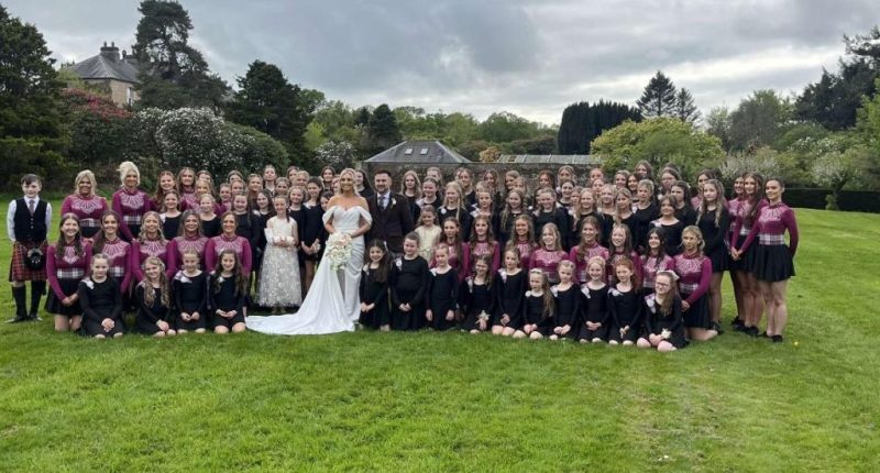 Couple had 100 people in bridal party