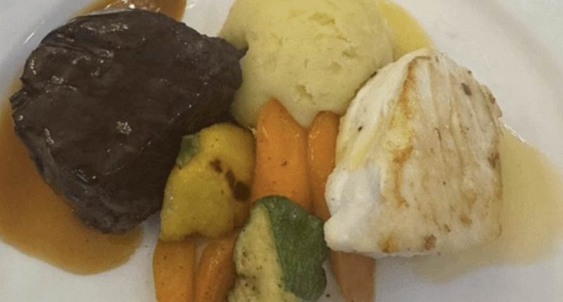 Crypto investors who paid $1.7m for Trump event furious at meal